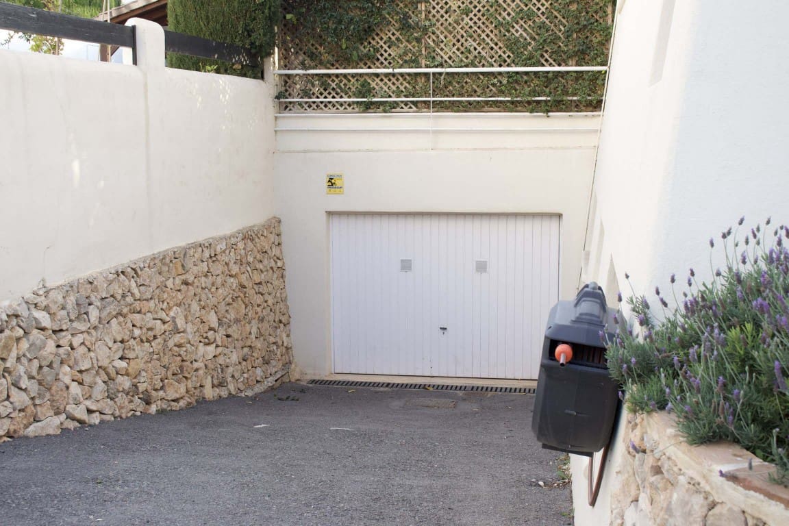 3 makuuhuone Huvila myytävänä paikassa Albir mukana uima-altaan 
autotalli - 560 000 € (Ref: 9452458)