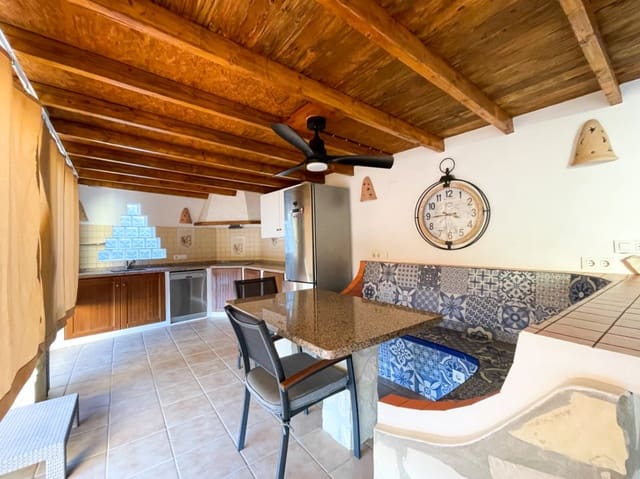 5 soveværelse Villa til salg i Benissa med swimmingpool - € 585.000 (Ref: 9452628)