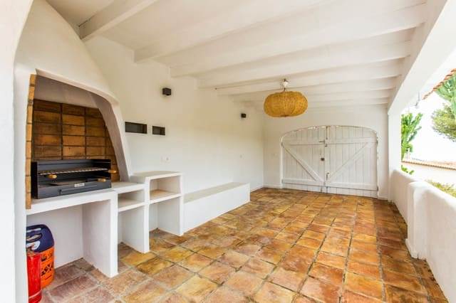 4 chambre Villa/Maison à vendre à Benissa avec piscine garage - 1 345 000 € (Ref: 9452630)