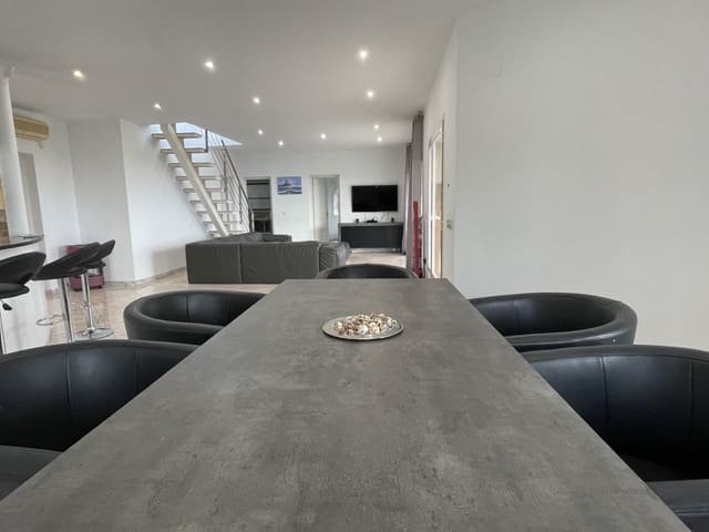 4 Zimmer Villa zu verkaufen in Canuta, Calpe / Calp mit Pool Garage - 1.250.000 € (Ref: 9452656)