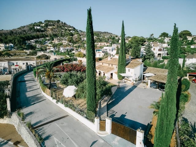 5 slaapkamer Villa te koop in Cometa - Carrió, Calpe / Calp - € 850.000 (Ref: 9452658)