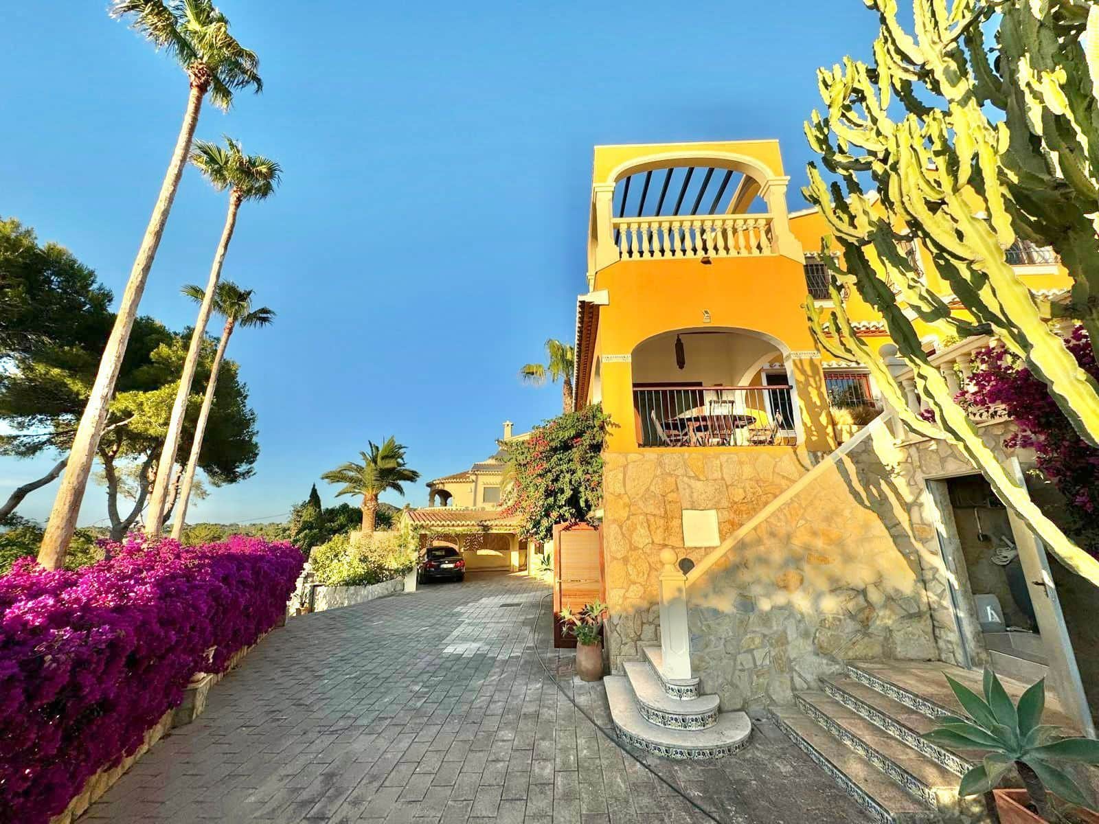 6 slaapkamer Villa te koop in Javea / Xabia met zwembad - € 1.500.000 (Ref: 9452668)