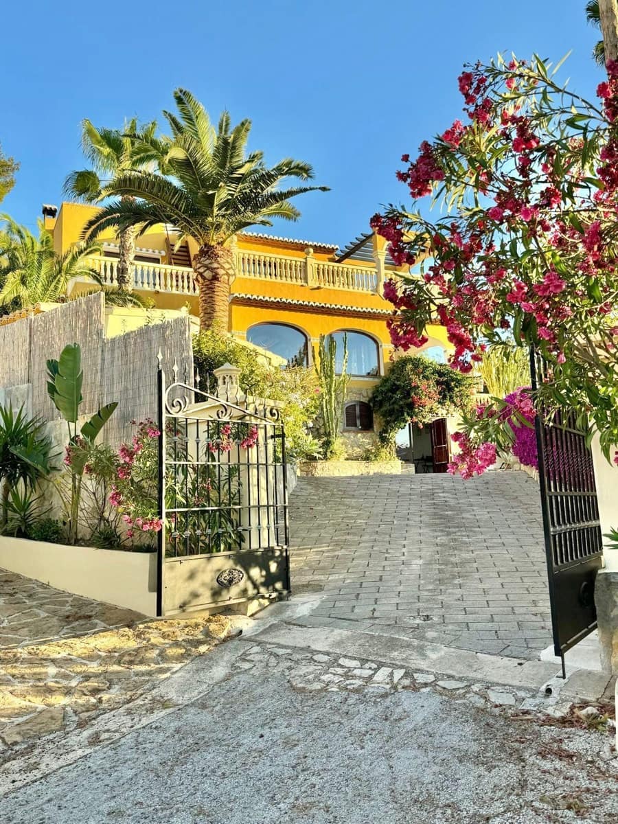 6 slaapkamer Villa te koop in Javea / Xabia met zwembad - € 1.500.000 (Ref: 9452668)
