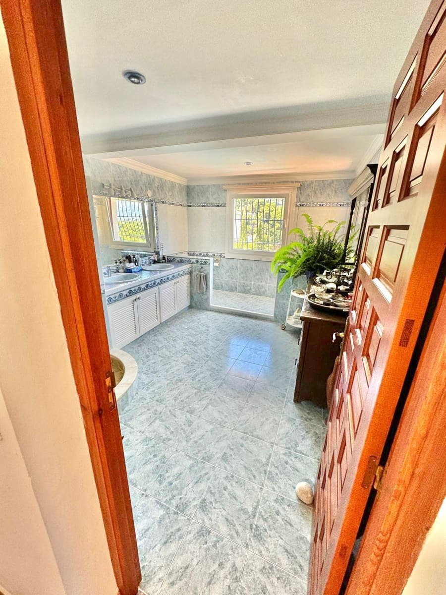 6 slaapkamer Villa te koop in Javea / Xabia met zwembad - € 1.500.000 (Ref: 9452668)