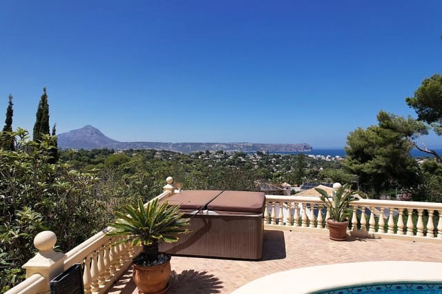 6 quarto Moradia para venda em Cap Martí - El Tossalet - Pinomar, Javea / Xàbia com piscina - 1 500 000 € (Ref: 9452668)