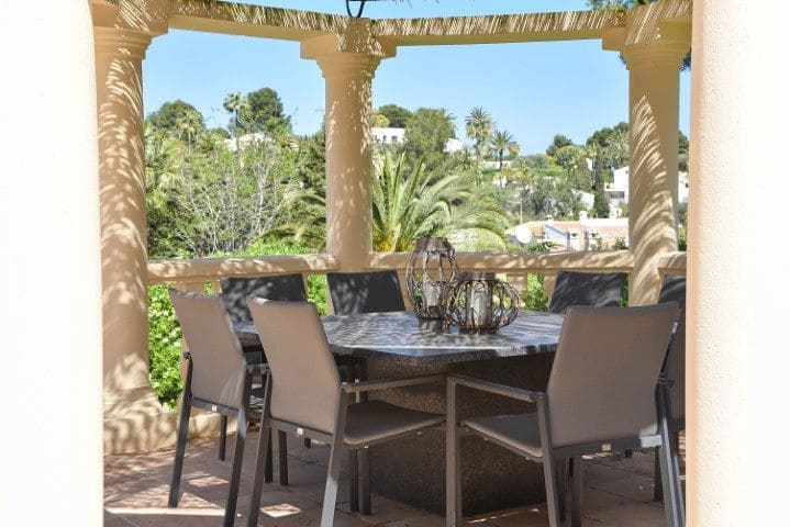4 Zimmer Villa zu verkaufen in Javea / Xabia - 1.095.000 € (Ref: 9452669)