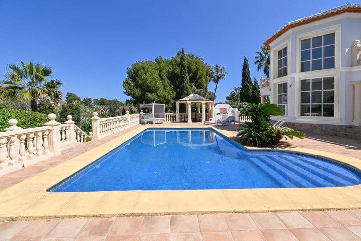 4 Zimmer Villa zu verkaufen in Javea / Xabia - 1.095.000 € (Ref: 9452669)