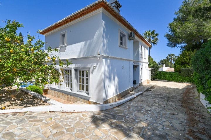 4 Zimmer Villa zu verkaufen in Javea / Xabia - 1.095.000 € (Ref: 9452669)