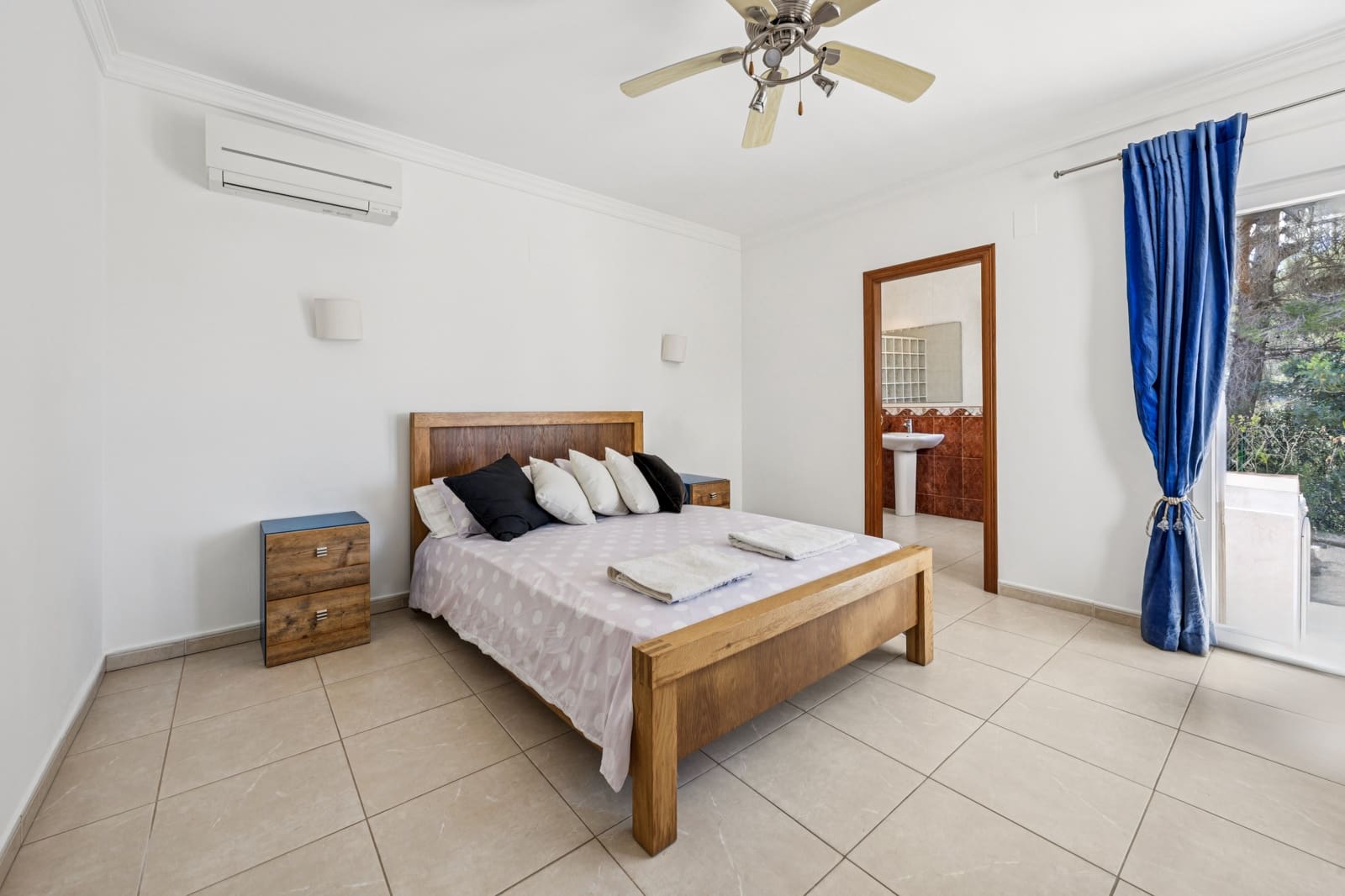 4 bedroom Villa for sale in Javea / Xabia with pool - € 849,000 (Ref: 9452670)