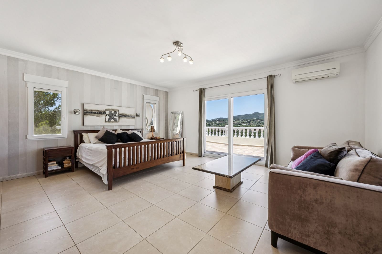 4 bedroom Villa for sale in Javea / Xabia with pool - € 849,000 (Ref: 9452670)