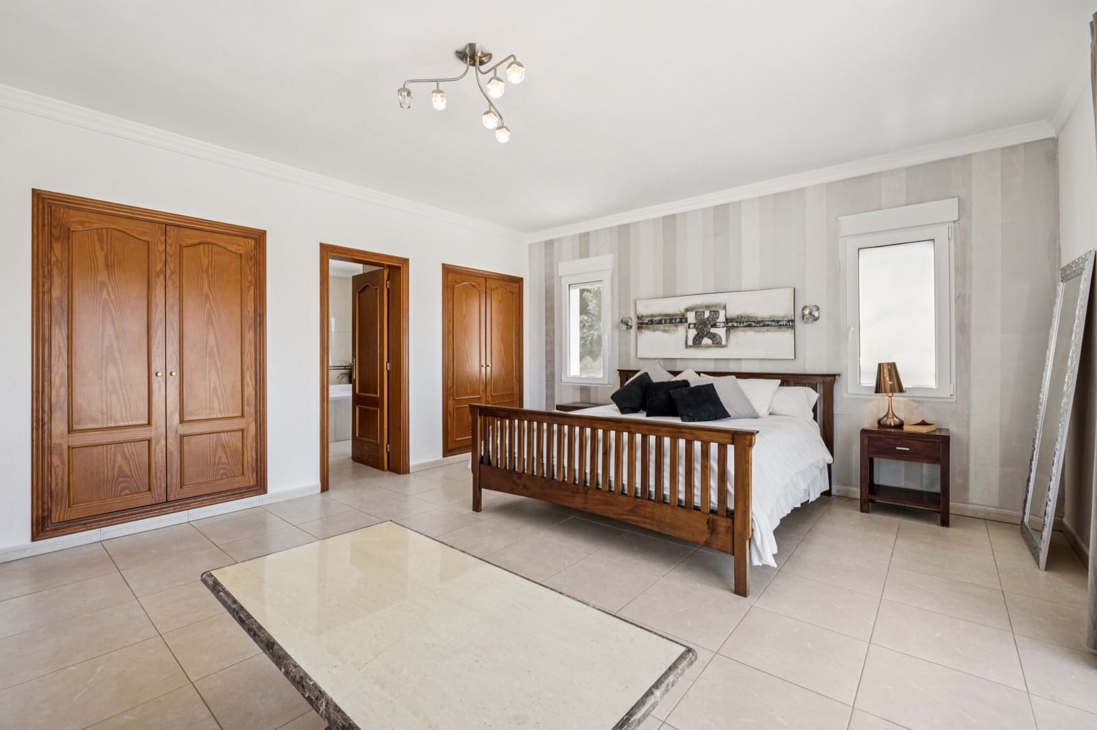 4 bedroom Villa for sale in Javea / Xabia with pool - € 849,000 (Ref: 9452670)