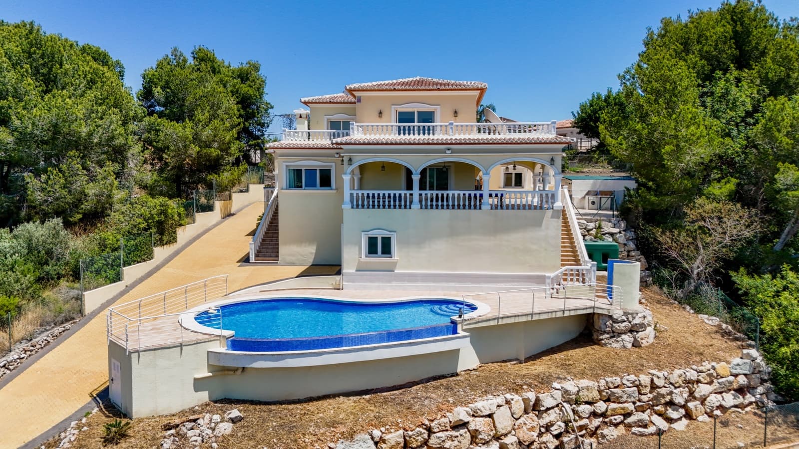 4 bedroom Villa for sale in Javea / Xabia with pool - € 849,000 (Ref: 9452670)