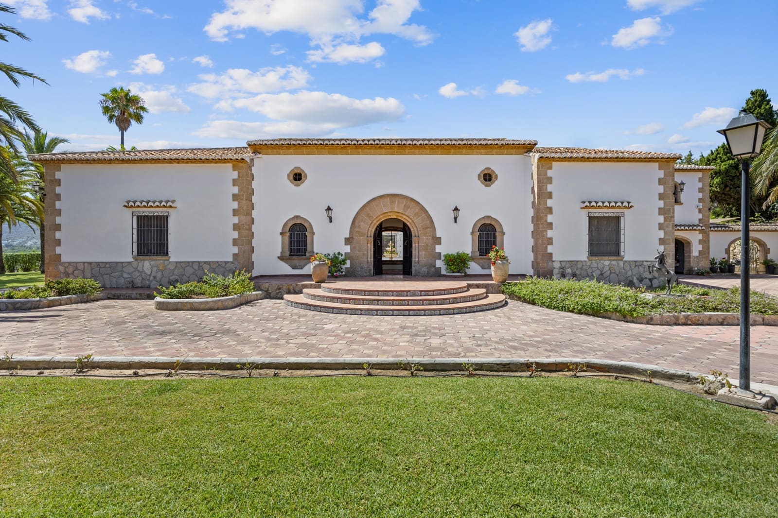 13 bedroom Villa for sale in Javea / Xabia with pool - € 3,450,000 (Ref: 9452672)