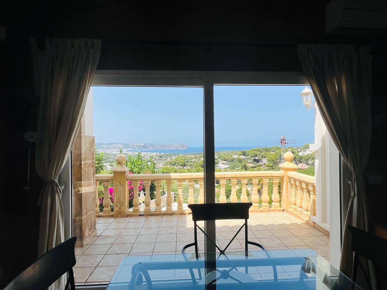 Chalet de 5 habitaciones en Javea / Xàbia en venta - 1.450.000 € (Ref: 9452674)