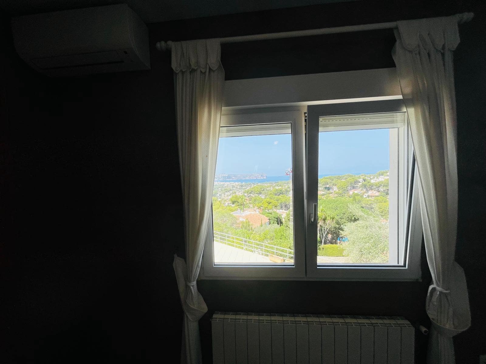 Chalet de 5 habitaciones en Javea / Xàbia en venta - 1.450.000 € (Ref: 9452674)