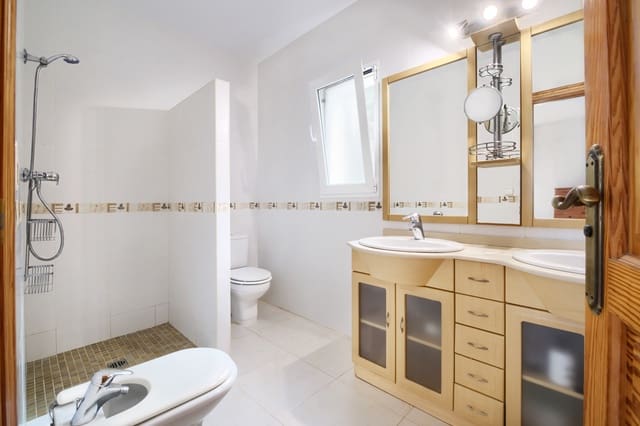 5 makuuhuone Huvila myytävänä paikassa Partides comunes - Adsubia, Javea / Xàbia mukana uima-altaan - 995 000 € (Ref: 9452677)