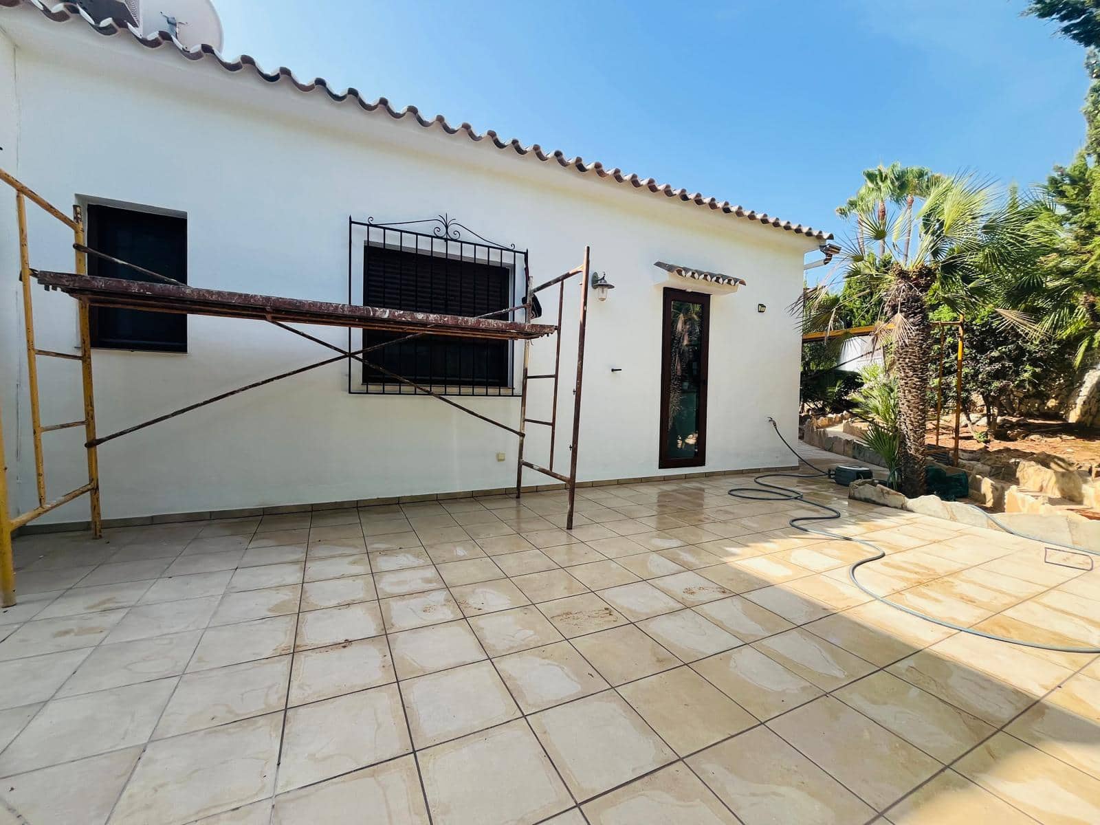 7 sypialnia Willa na sprzedaż w Moraira z basenem garażem - 995 000 € (Ref: 9452678)