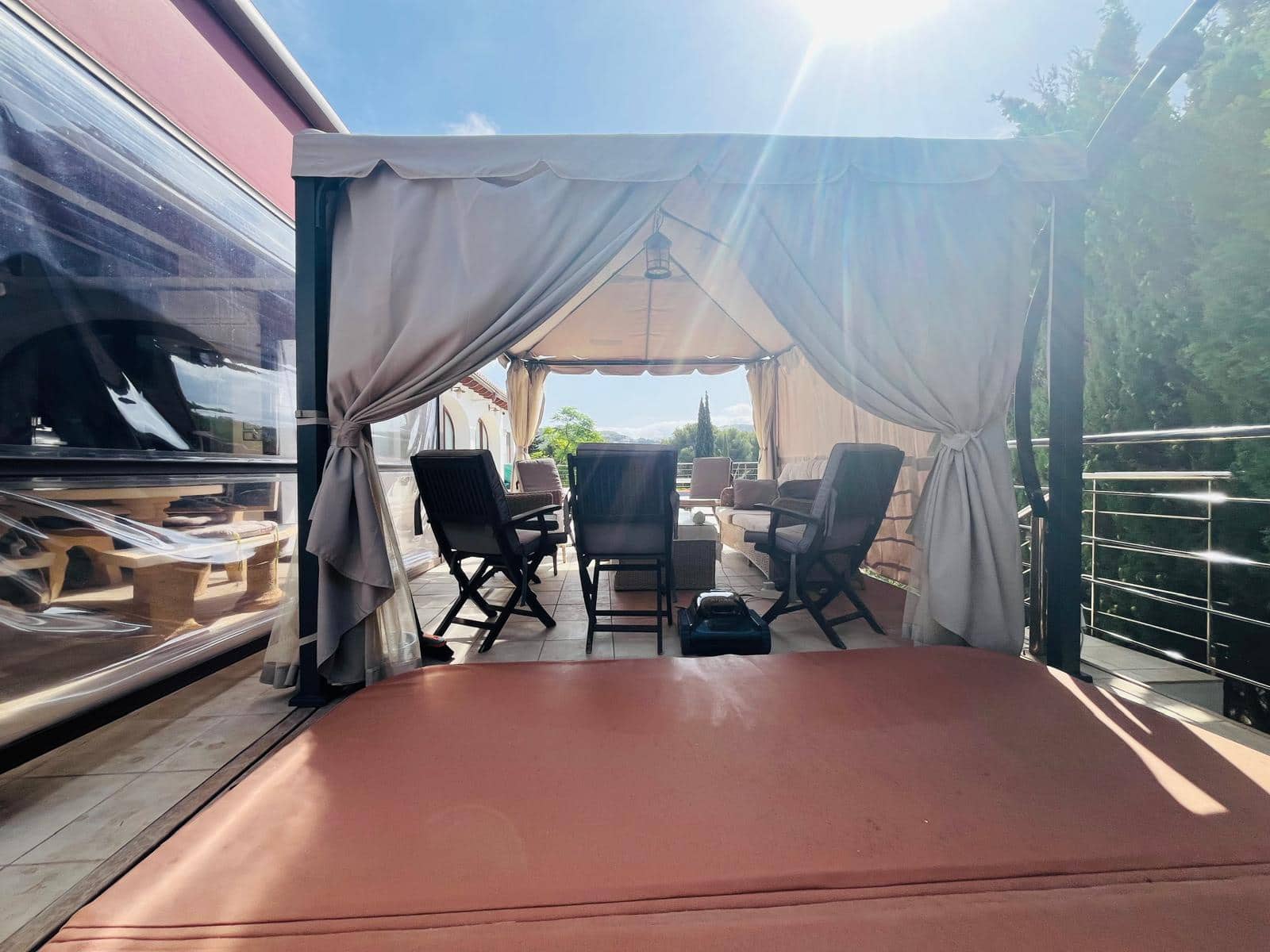 7 sypialnia Willa na sprzedaż w Moraira z basenem garażem - 995 000 € (Ref: 9452678)