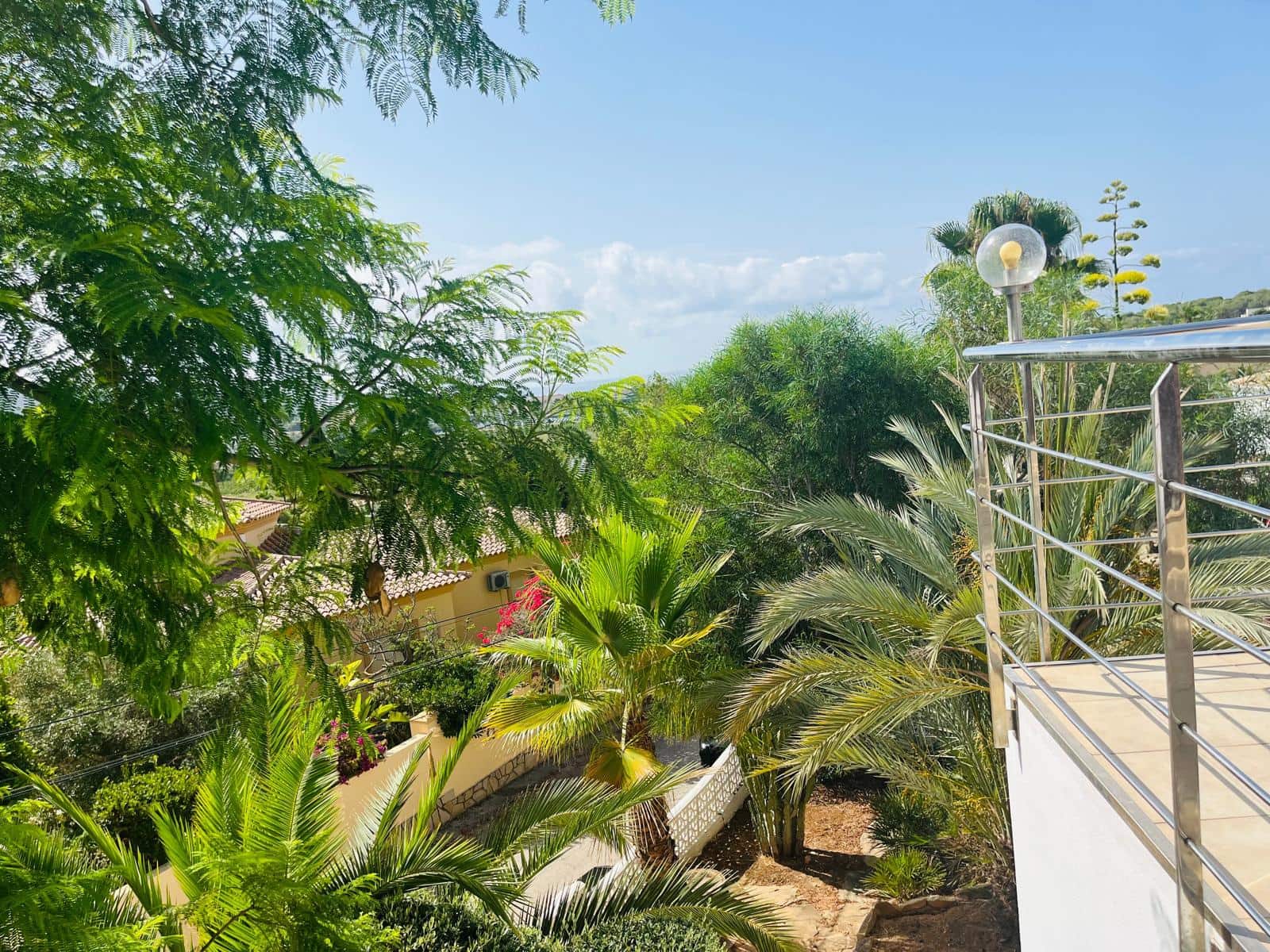 7 sypialnia Willa na sprzedaż w Moraira z basenem garażem - 995 000 € (Ref: 9452678)