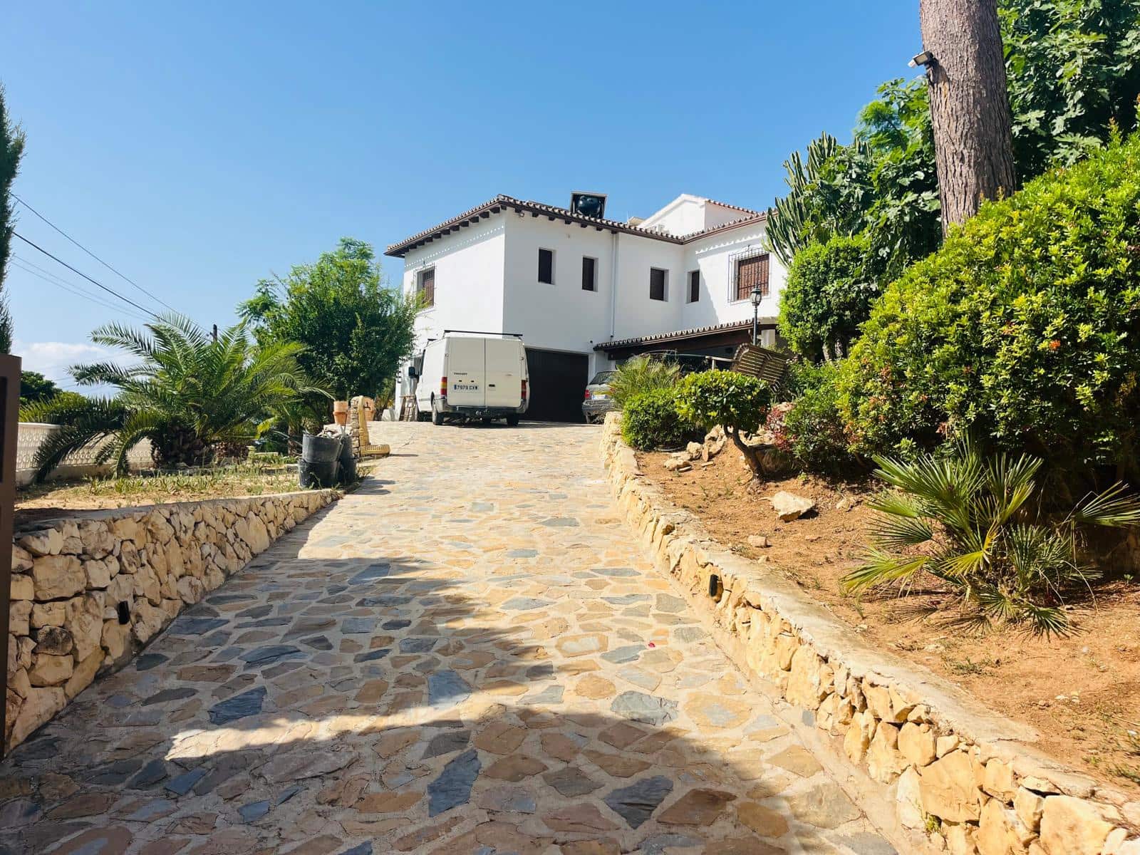 7 sypialnia Willa na sprzedaż w Moraira z basenem garażem - 995 000 € (Ref: 9452678)