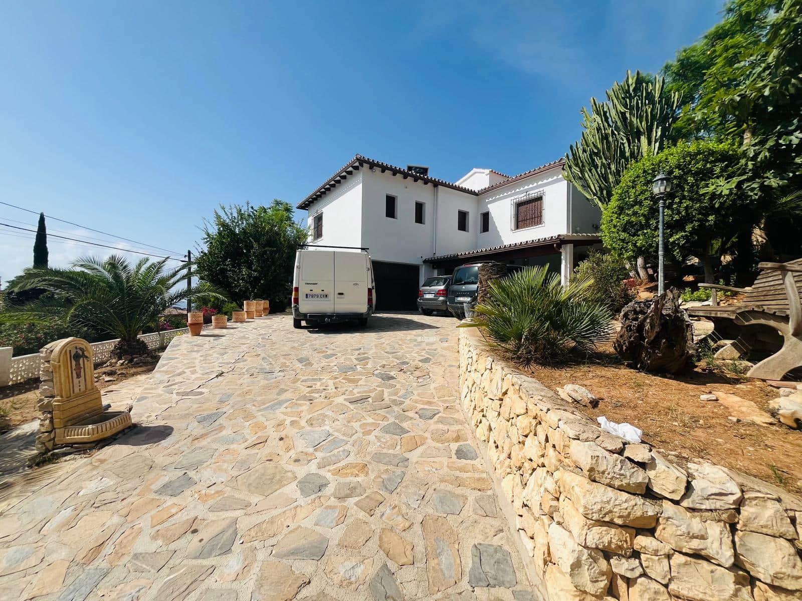 7 sypialnia Willa na sprzedaż w Moraira z basenem garażem - 995 000 € (Ref: 9452678)