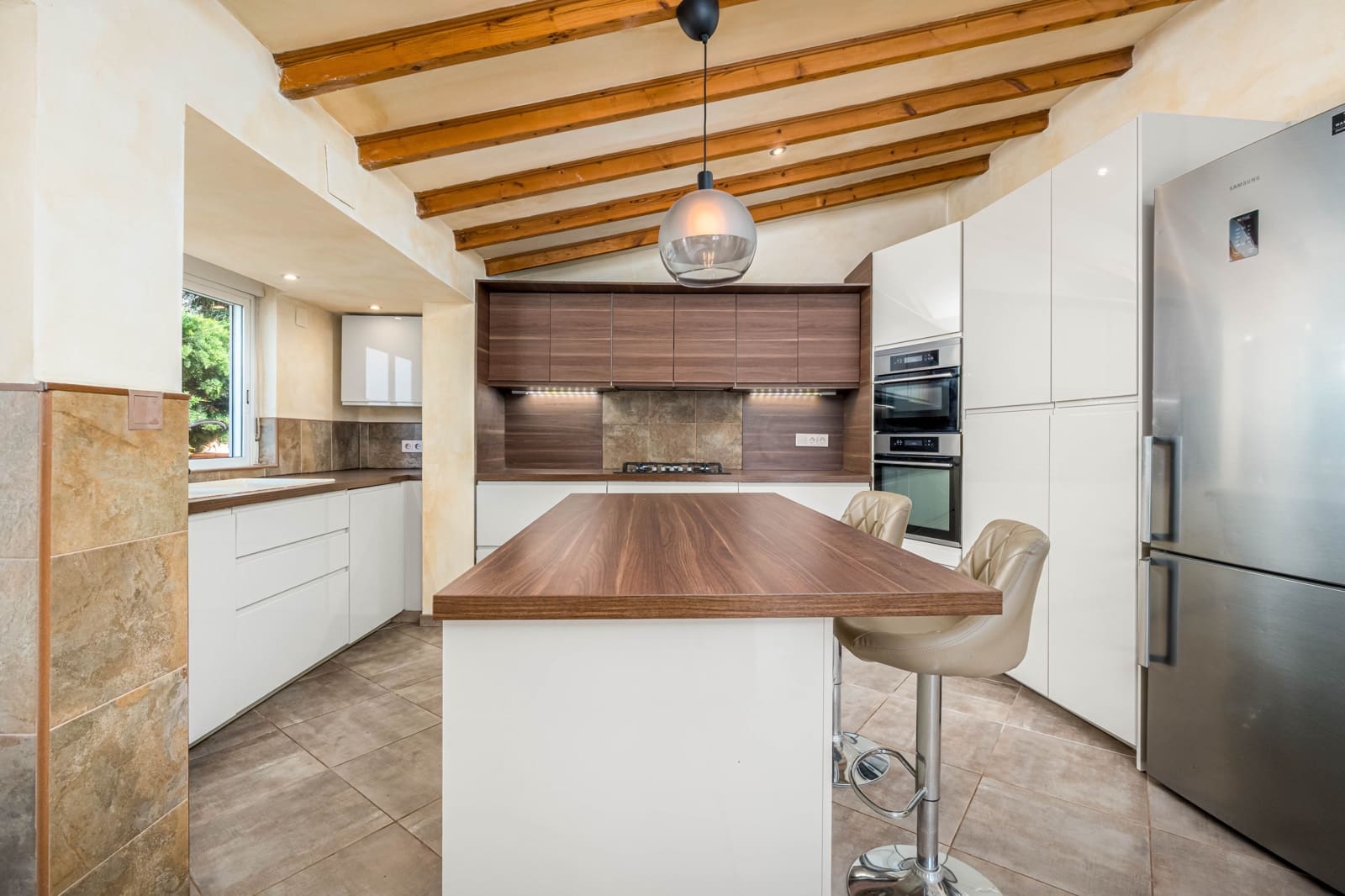 Chalet de 4 habitaciones en Altea en venta con piscina - 850.000 € (Ref: 9452687)