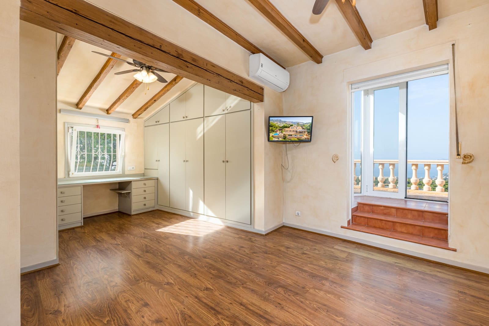 Chalet de 4 habitaciones en Altea en venta con piscina - 850.000 € (Ref: 9452687)