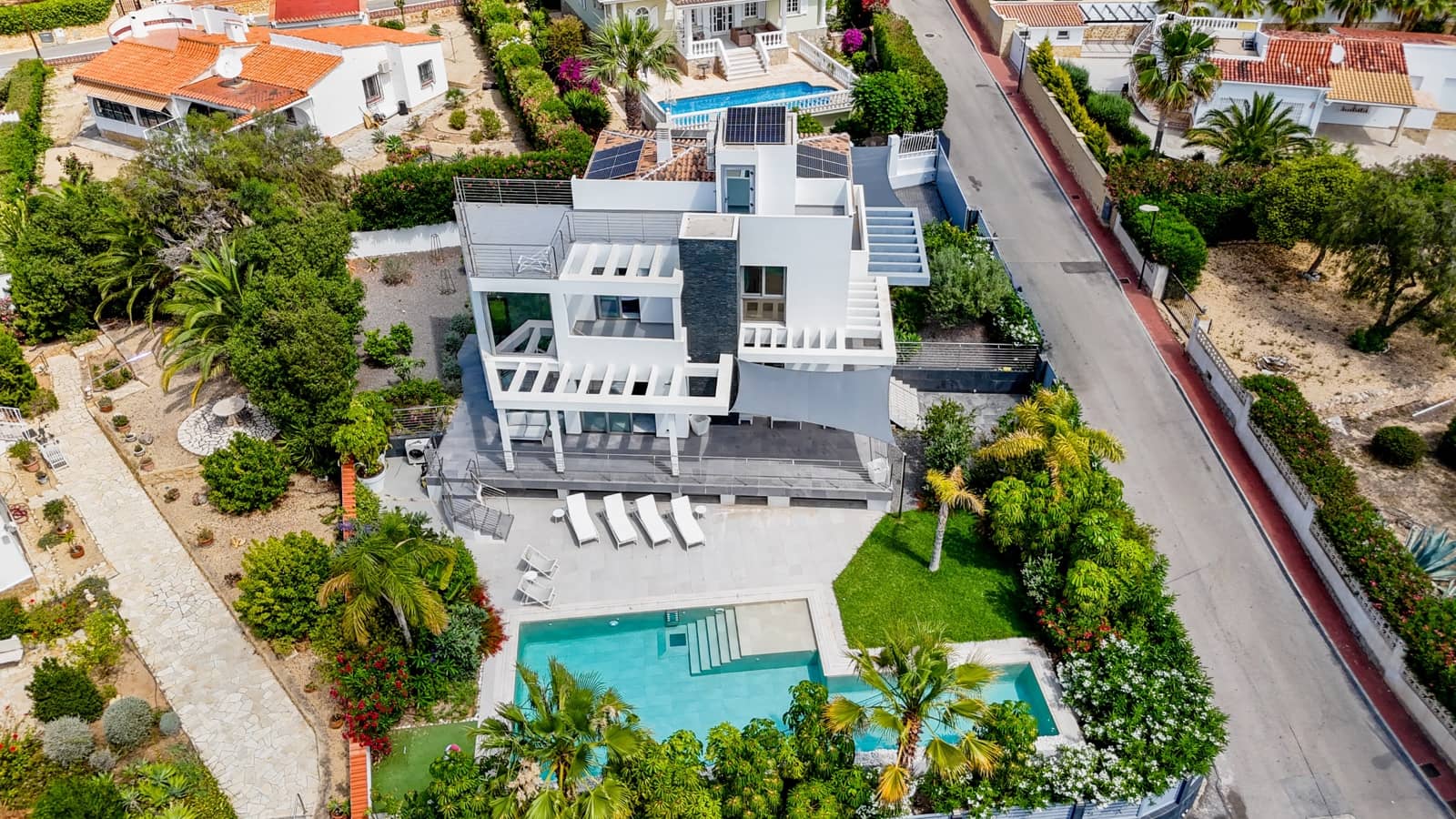 4 soverom Villa til salgs i La Nucia med svømmebasseng - € 1 495 000 (Ref: 9452689)