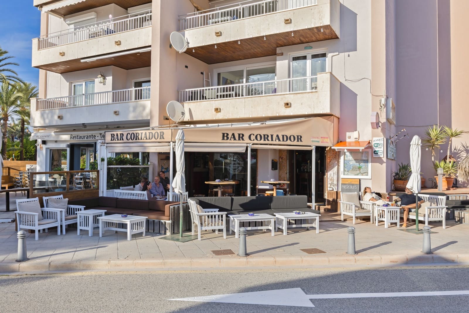 Erhverv til salg i Moraira - € 1.495.000 (Ref: 9452690)