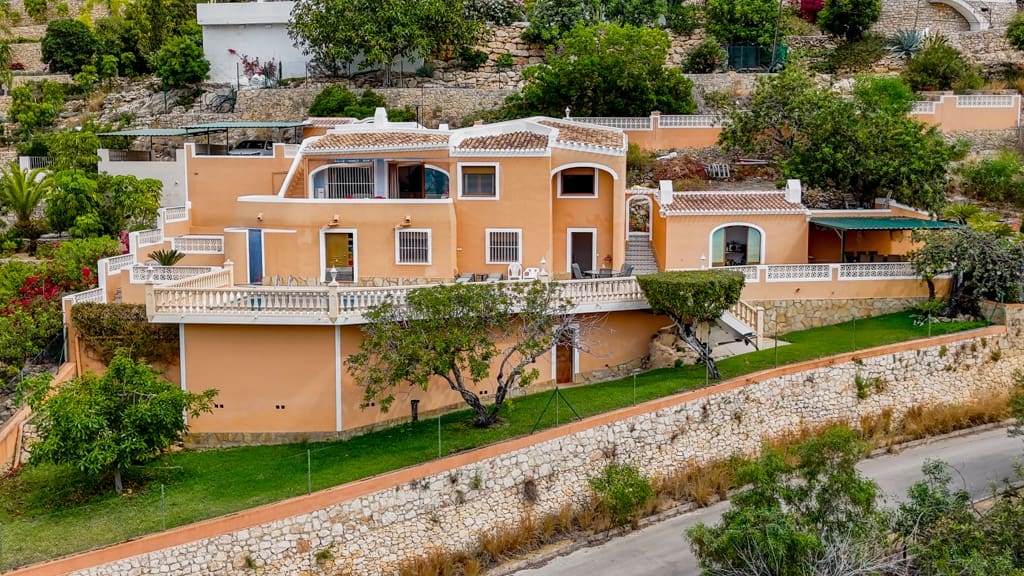 4 sypialnia Willa na sprzedaż w Javea / Xabia z basenem - 795 000 € (Ref: 9452697)