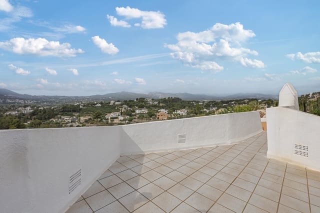 4 sypialnia Willa na sprzedaż w Partida Tosal - Zona del Castellans, Javea / Xàbia z basenem - 795 000 € (Ref: 9452697)