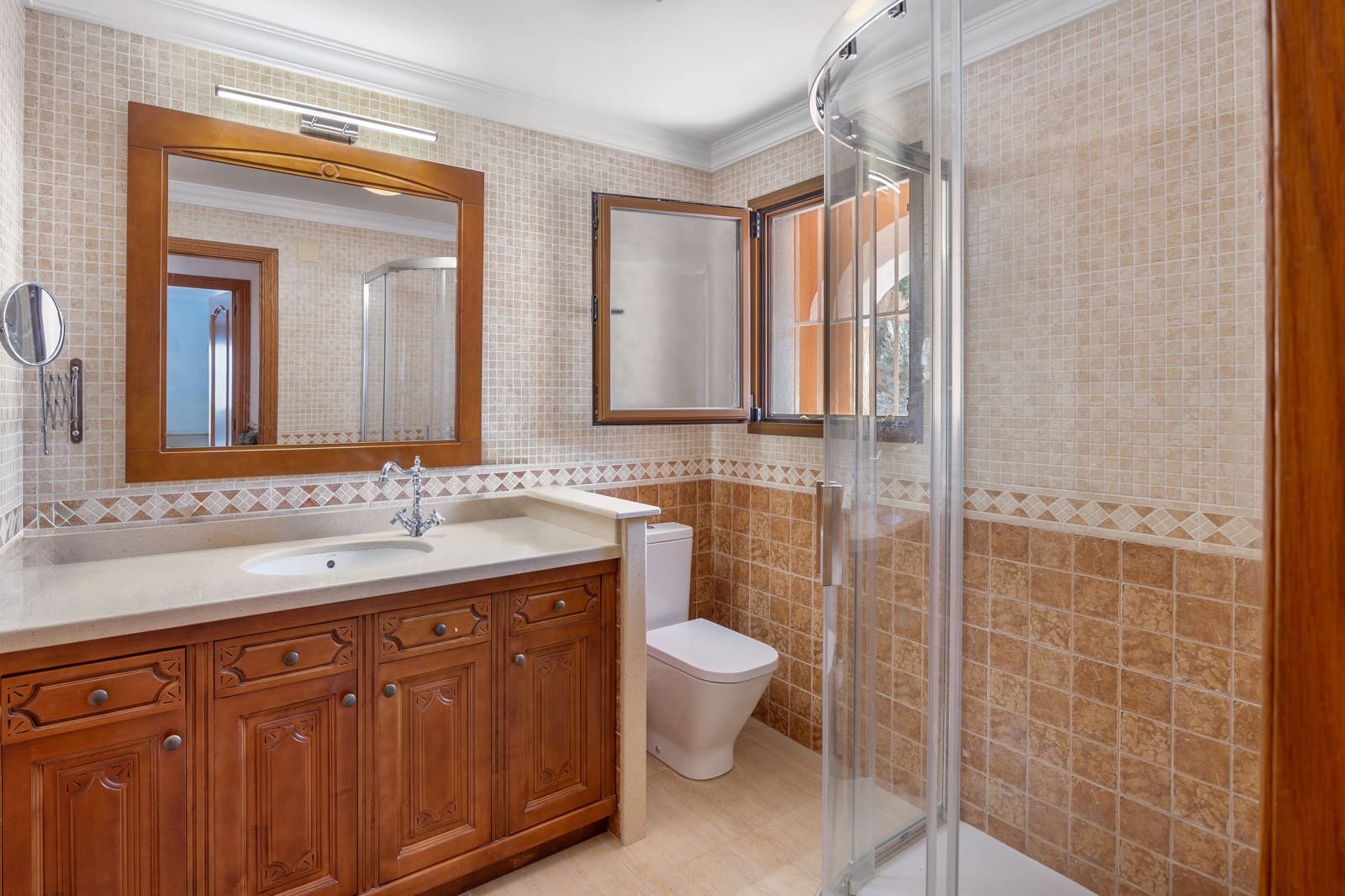 4 sypialnia Willa na sprzedaż w Javea / Xabia z basenem - 795 000 € (Ref: 9452697)