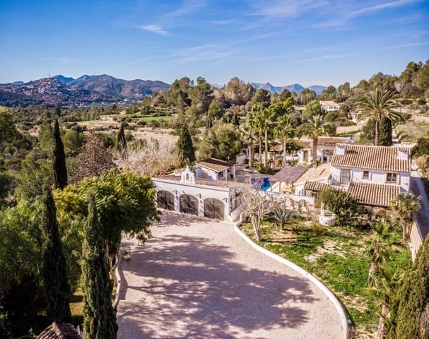 5 slaapkamer Villa te koop in La Pedrera - Vessanes, Dénia met zwembad - € 1.550.000 (Ref: 9452699)