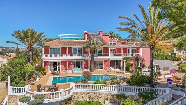 7 slaapkamer Commercieel te koop in El Portet - Pla de Mar, Teulada-Moraira met zwembad - € 2.750.000 (Ref: 9452700)