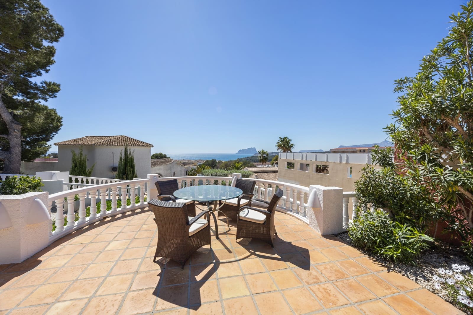 7 slaapkamer Villa te koop in Moraira met zwembad - € 2.750.000 (Ref: 9452701)