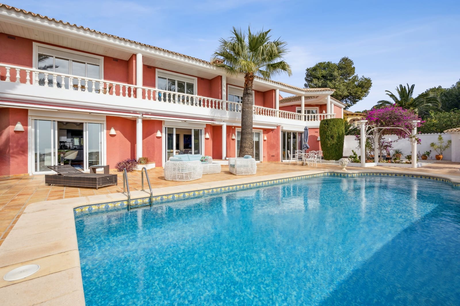7 slaapkamer Villa te koop in Moraira met zwembad - € 2.750.000 (Ref: 9452701)