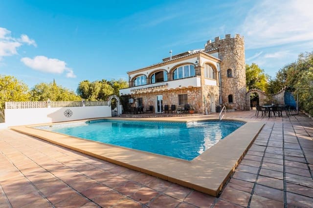 9 bedroom Villa for sale in Partides comunes - Adsubia, Javea / Xàbia - € 1,180,000 (Ref: 9452704)