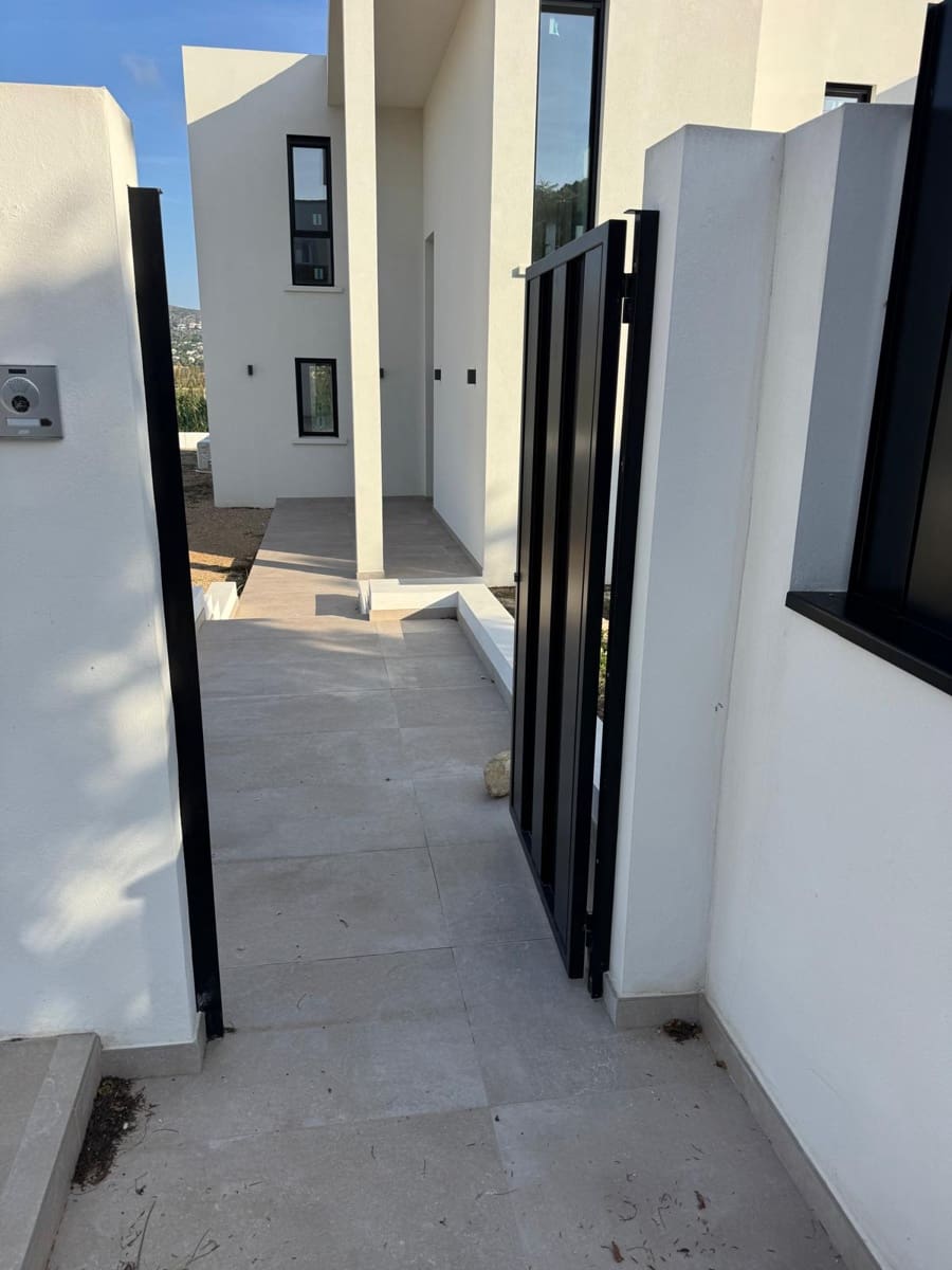 3 slaapkamer Villa te koop in Javea / Xabia met zwembad - € 1.300.000 (Ref: 9452712)