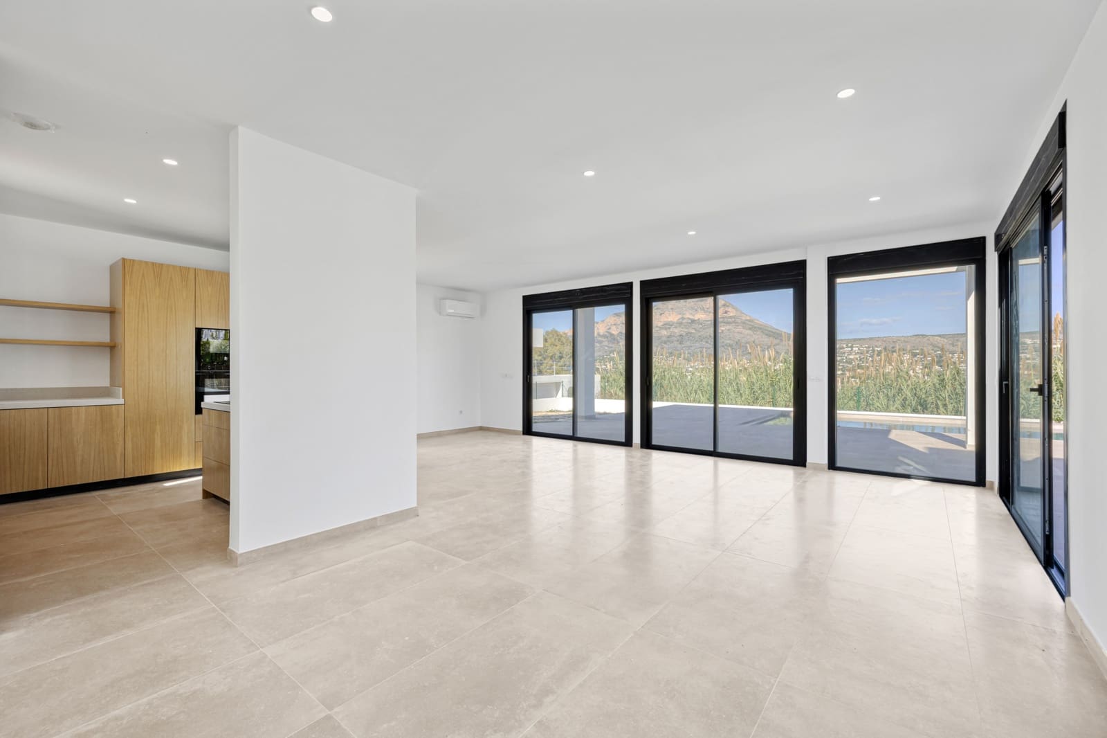 3 slaapkamer Villa te koop in Javea / Xabia met zwembad - € 1.300.000 (Ref: 9452712)