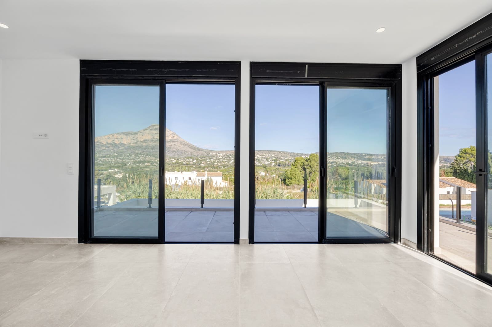 3 slaapkamer Villa te koop in Javea / Xabia met zwembad - € 1.300.000 (Ref: 9452712)