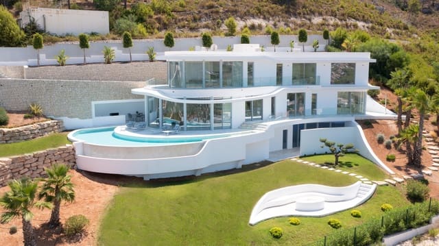 4 bedroom Villa for sale in Cap Martí - El Tossalet - Pinomar, Javea / Xàbia with pool - € 2,950,000 (Ref: 9452716)