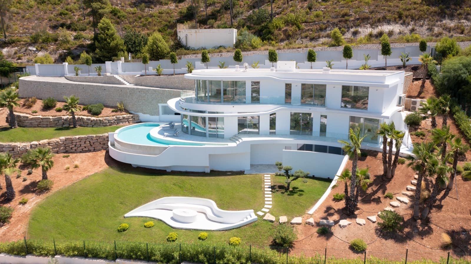 4 bedroom Villa for sale in Javea / Xabia with pool - € 2,950,000 (Ref: 9452716)