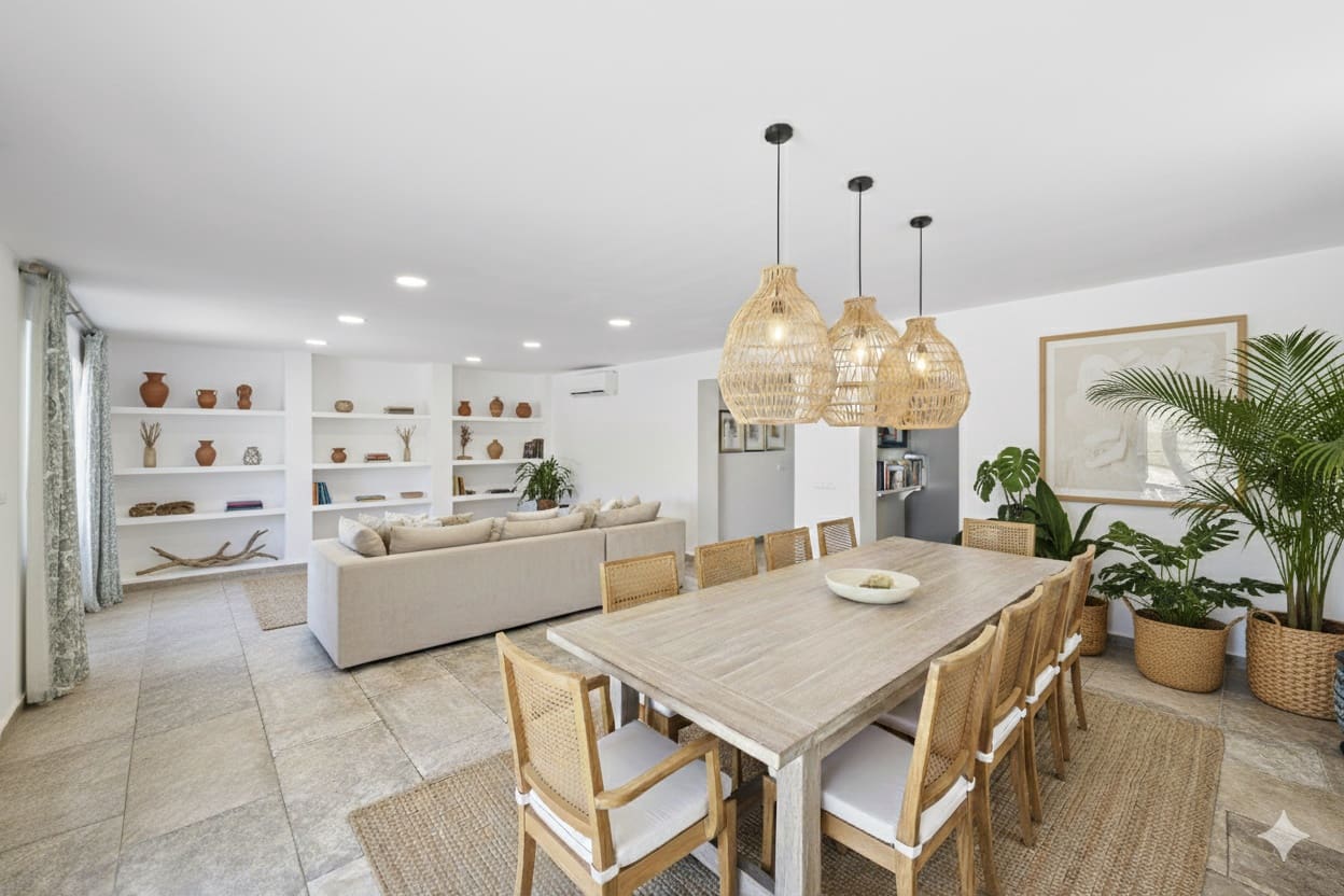 7 bedroom Villa for sale in Javea / Xabia with pool - € 995,000 (Ref: 9452717)