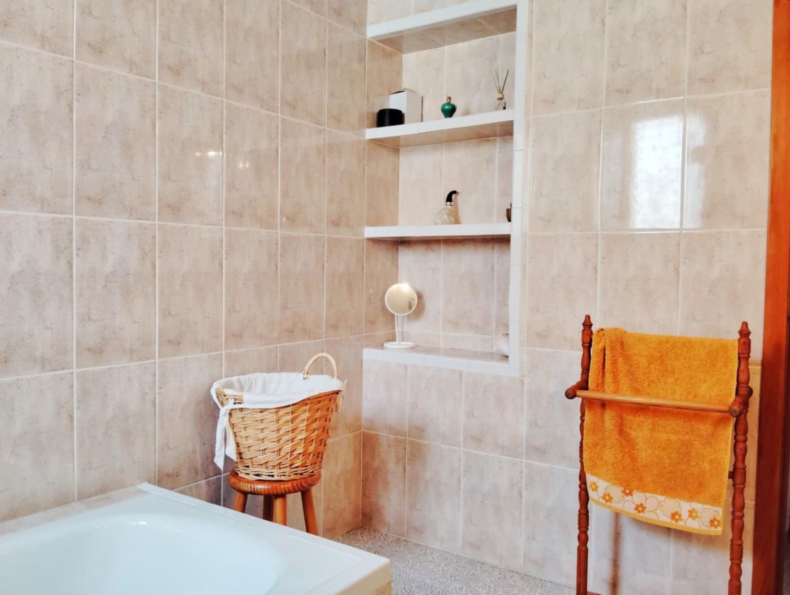 3 makuuhuone Huvila myytävänä paikassa Benissa mukana 
autotalli - 539 000 € (Ref: 9452719)