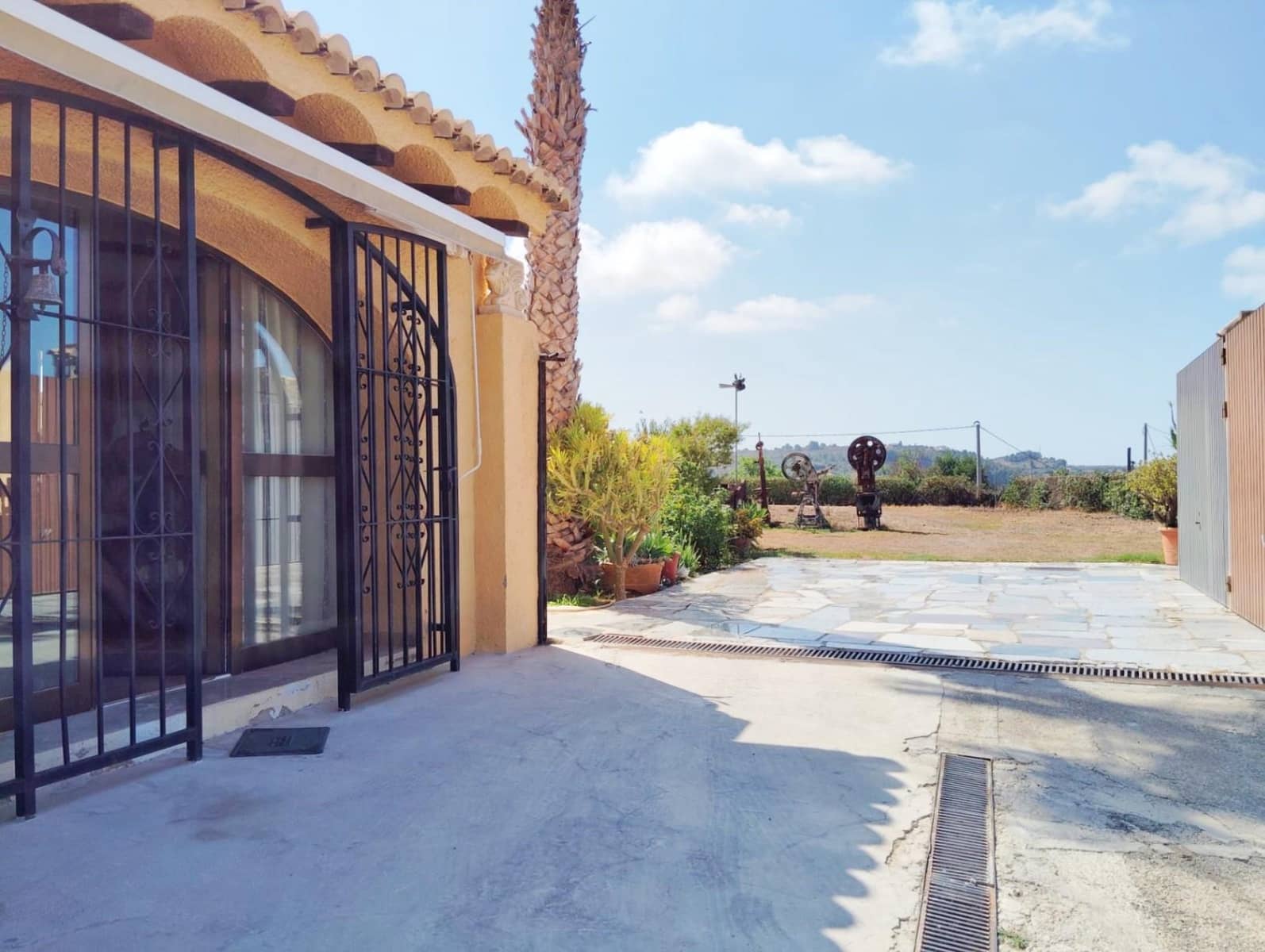 3 makuuhuone Huvila myytävänä paikassa Benissa mukana 
autotalli - 539 000 € (Ref: 9452719)