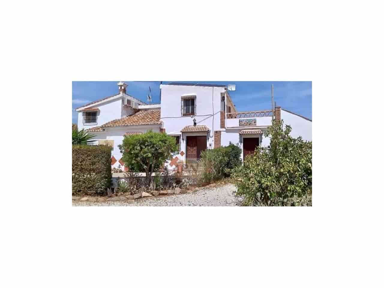 6 bedroom Finca/Country House for sale in Alora with pool - € 589,000 (Ref: 9454750)