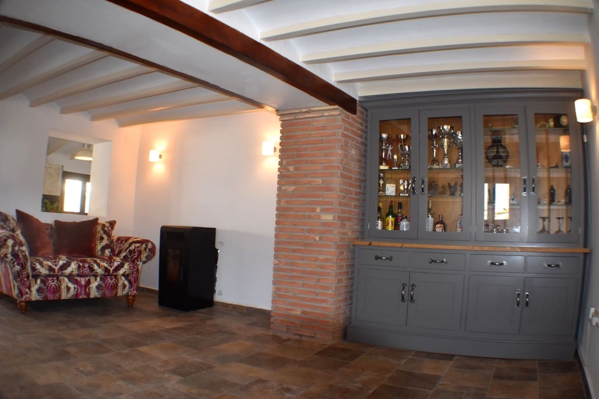 6 makuuhuone Huvila myytävänä paikassa Moraira - 595 000 € (Ref: 9457855)