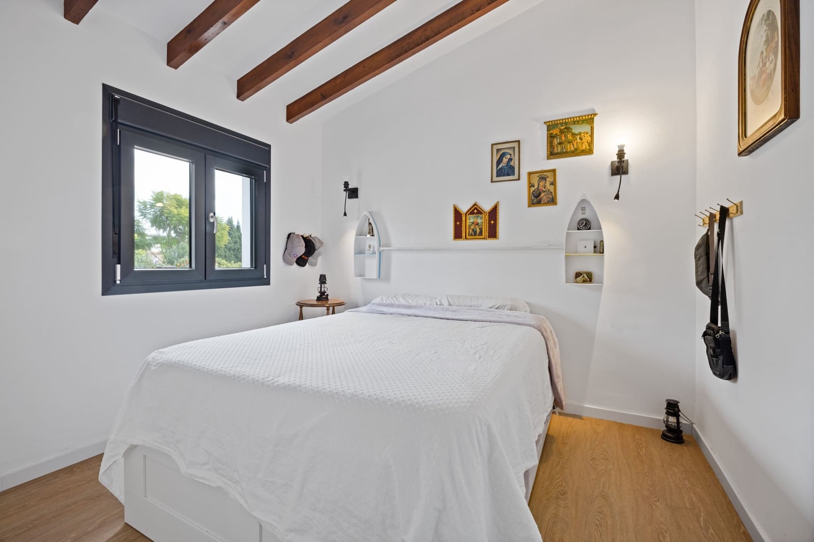 4 bedroom Villa for sale in Moraira - € 795,000 (Ref: 9457856)