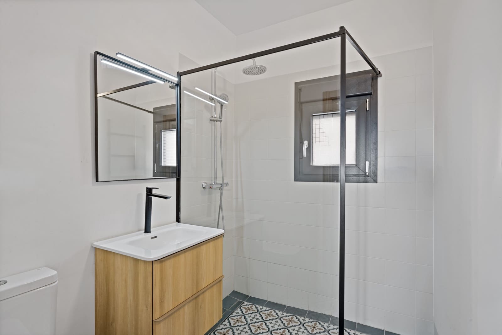 4 bedroom Villa for sale in Moraira - € 795,000 (Ref: 9457856)