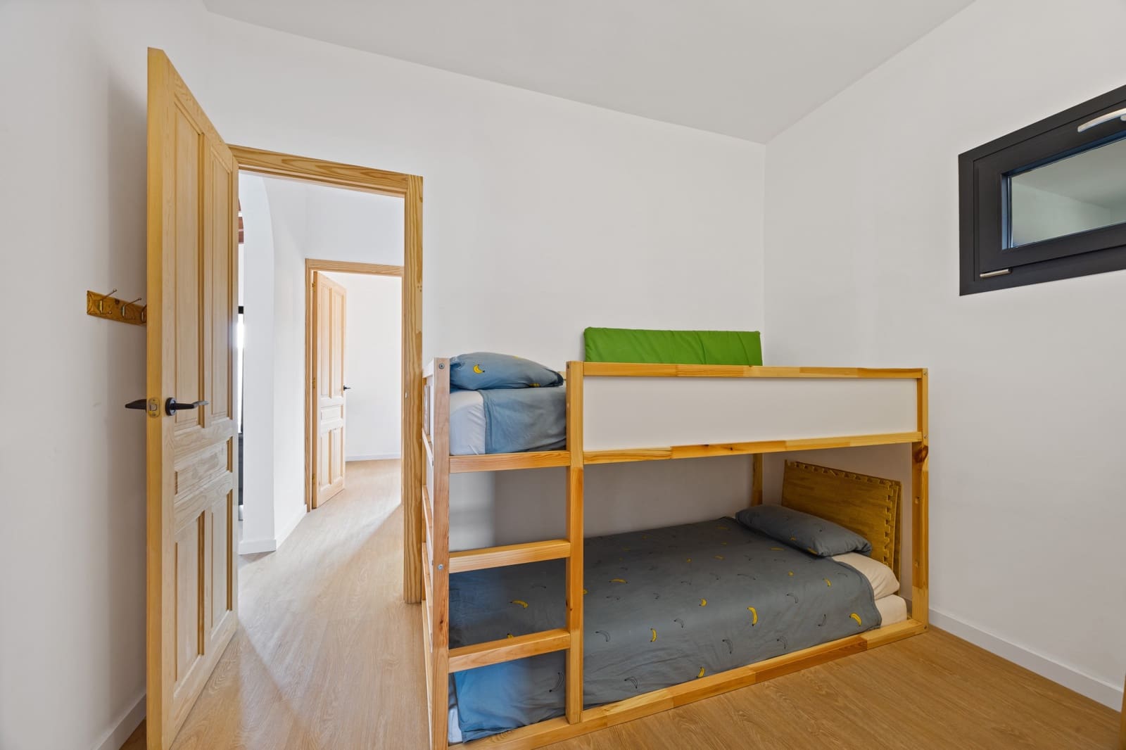 4 bedroom Villa for sale in Moraira - € 795,000 (Ref: 9457856)